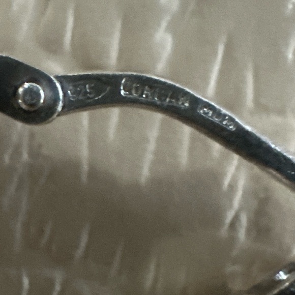 🔥.925 Tested Sterling Silver Crystal Jordan Mom Twisted Cable Hoop Earrings🔥 - Picture 8 of 10